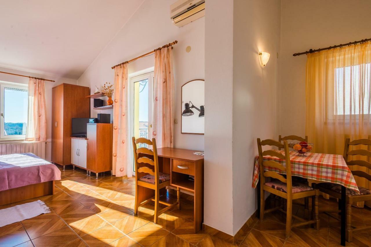 PUY Apartment Majoran מראה חיצוני תמונה